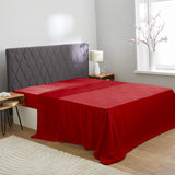 Red silk sheet, 19 mommes