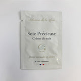 Muestra gratis de crema de noche Trésor de Soie