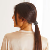 Maison de la soie Thin Silk Scrunchie, Anthracite