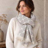 Écharpe à fleurs en coton bio, laine mérinos et soie confectionnée en France