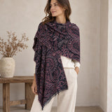 Paisley pattern stole in merino wool and silk made in France