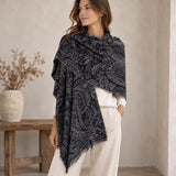 Paisley pattern stole in merino wool and silk made in France