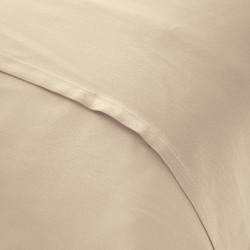 Oxford pillowcase with ruffle, 19 mommes - Maison de la soie