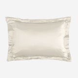 Oxford pillowcase with ruffle, 19 mommes - Maison de la soie